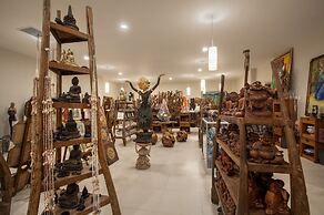 Grand Mercure Yogyakarta Adi Sucipto