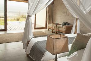Meghauli Serai, A Taj Safari Lodge