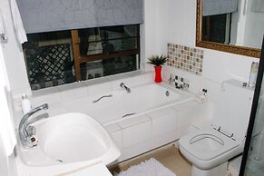 La Dolce Vita Guest House