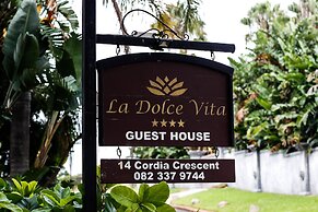 La Dolce Vita Guest House