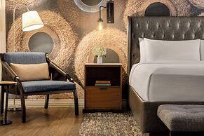 Hotel Indigo Naperville Riverwalk by IHG