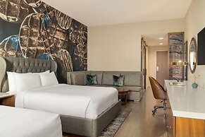 Hotel Indigo Naperville Riverwalk by IHG