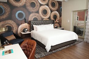 Hotel Indigo Naperville Riverwalk by IHG