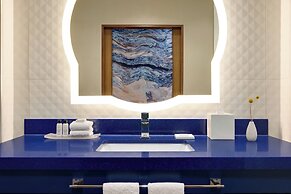 Hotel Indigo Naperville Riverwalk by IHG