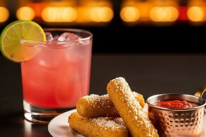 Hotel Indigo Orange Beach - Gulf Shores by IHG