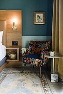 The Frances Modern Inn