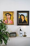 The Frances Modern Inn