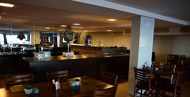 MARINAS PRAIA Flat by Penareia.tur.br