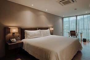 Binn Hotel