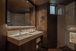 Binn Hotel