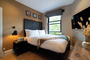 Room2 London Hammersmith Townhouse