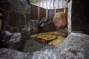 Yufuin Ryokan Nogiku