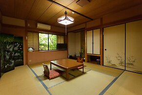 Yufuin Ryokan Nogiku