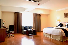 Eastern Palace Hotel