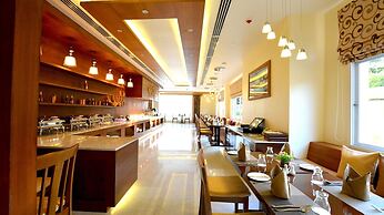 Eastern Palace Hotel