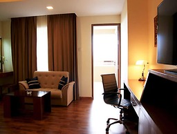 Eastern Palace Hotel