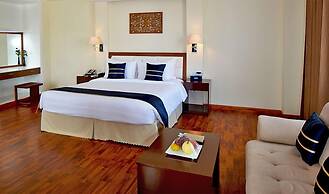 Eastern Palace Hotel