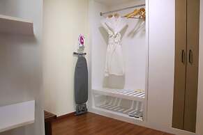 Eastern Palace Hotel