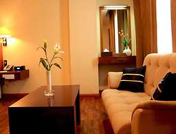 Eastern Palace Hotel