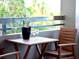 Eastern Palace Hotel