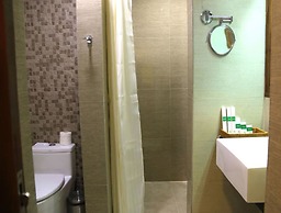 Eastern Palace Hotel