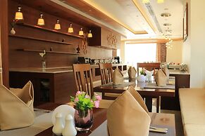 Eastern Palace Hotel