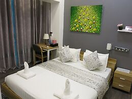 Check In @ Downtown Yangon