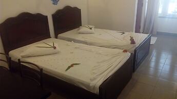 Sarathchandra Tourist Guest House