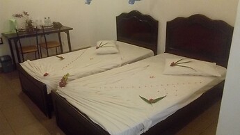 Sarathchandra Tourist Guest House