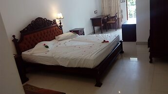 Sarathchandra Tourist Guest House