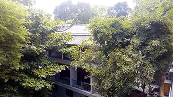 Sarathchandra Tourist Guest House