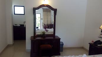 Sarathchandra Tourist Guest House