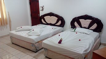 Sarathchandra Tourist Guest House