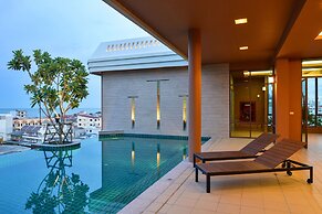 Hisea Huahin Hotel