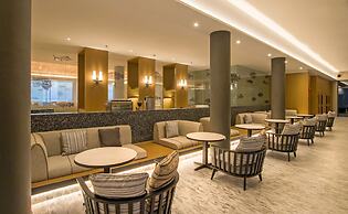 The ShellSea Krabi Luxury Beach Front Resort & Pool Villa