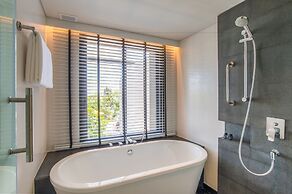 The ShellSea Krabi Luxury Beach Front Resort & Pool Villa