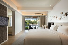 The ShellSea Krabi Luxury Beach Front Resort & Pool Villa