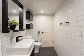 The Blossom Yeonnam Guesthouse