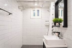 The Blossom Yeonnam Guesthouse