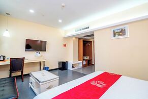 LN White House Hotel