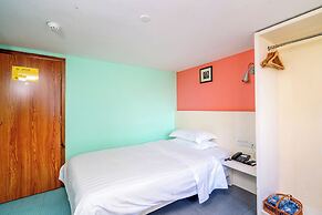 LN White House Hotel