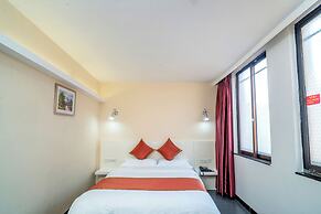 LN White House Hotel