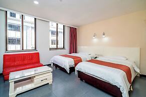 LN White House Hotel