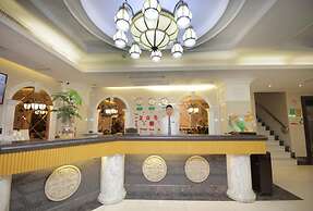 LN White House Hotel