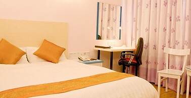 LN White House Hotel