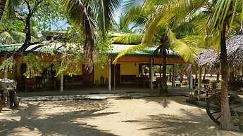 Alankuda Beach Resort