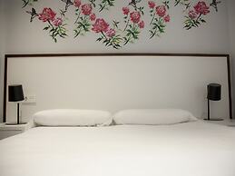 Flats Friends Soho Suites