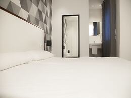 Flats Friends Soho Suites