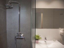 Flats Friends Soho Suites