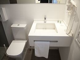 Flats Friends Soho Suites